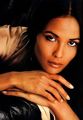 Лаура Гемсер

Laura Gemser